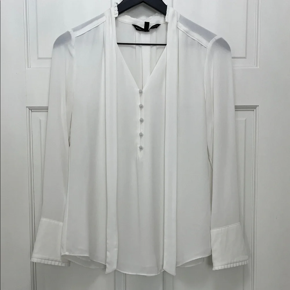 White House Black Market Chiffon Bow Tie V-Neck Blouse - Size 0